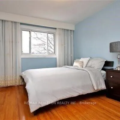 19,&nbsp;Appian, Bayview Village, Toronto