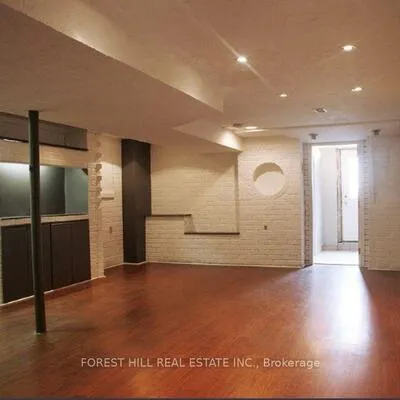 80,&nbsp;Northcote, Little Portugal, Toronto