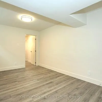 1476,&nbsp;Avenue, Bedford Park-Nortown, Toronto