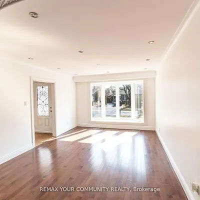 32,&nbsp;Marbury, Parkwoods-Donalda, Toronto