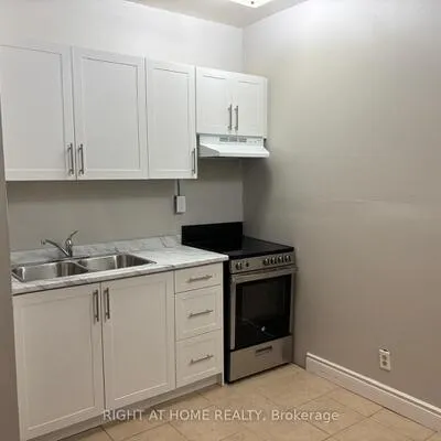505,&nbsp;Oakwood, Oakwood Village, Toronto