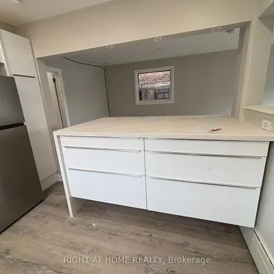 513,&nbsp;Oakwood, Oakwood Village, Toronto