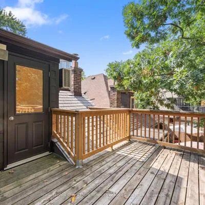 18,&nbsp;Castle Frank, Rosedale-Moore Park, Toronto
