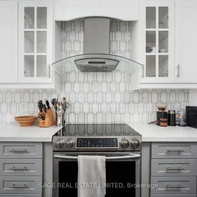 28,&nbsp;Macklem, Little Portugal, Toronto
