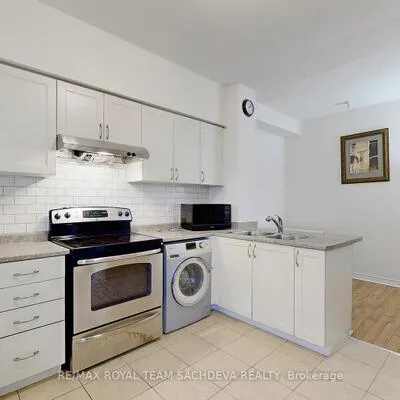 4262,&nbsp;Kingston, West Hill, Toronto
