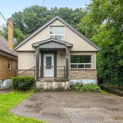 177,&nbsp;Clonmore, Birchcliffe-Cliffside, Toronto