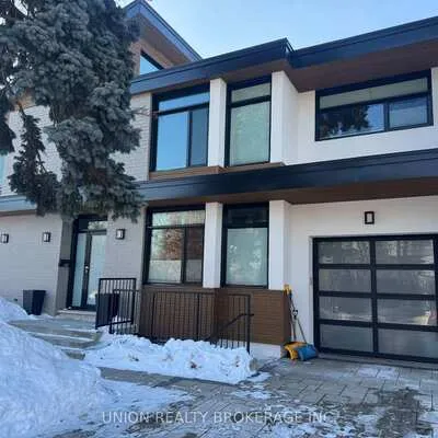 27, Barbara, East York, Toronto