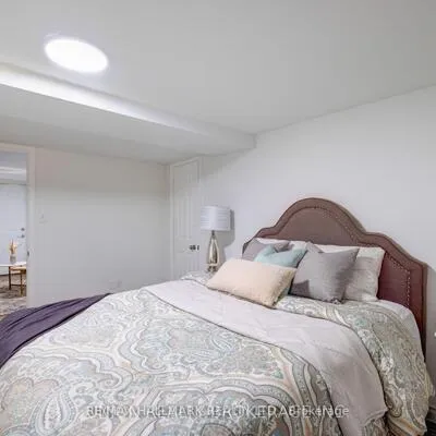 533,&nbsp;Victoria Pk, Oakridge, Toronto
