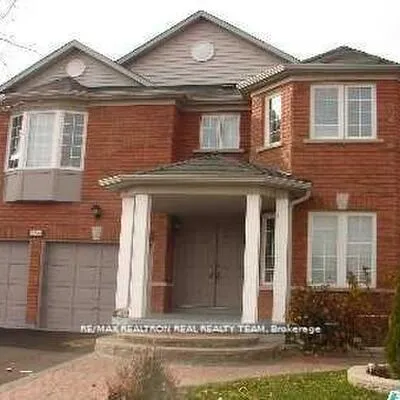 250,&nbsp;Staines, Rouge E11, Toronto