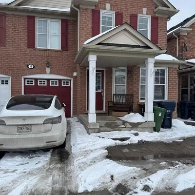 17,&nbsp;Millcar, Rouge E11, Toronto
