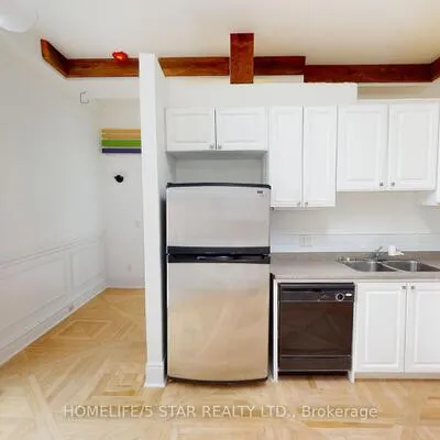 1152,&nbsp;Gerrard, South Riverdale, Toronto