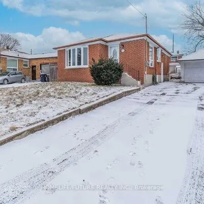 102,&nbsp;Golfhaven, Woburn, Toronto