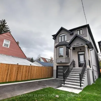 195,&nbsp;Danforth, Oakridge, Toronto