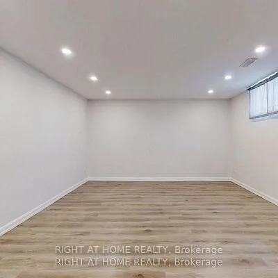7,&nbsp;Rothwell, Wexford-Maryvale, Toronto