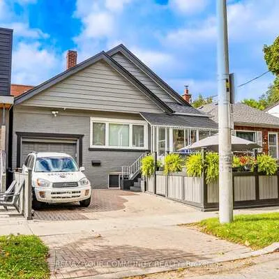 86,&nbsp;Lesmount, East York, Toronto