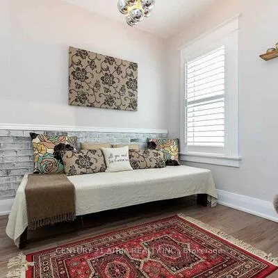 639,&nbsp;Mortimer, Danforth Village-East York, Toronto