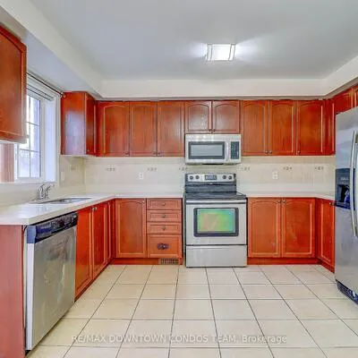 4271A,&nbsp;Lawrence, West Hill, Toronto