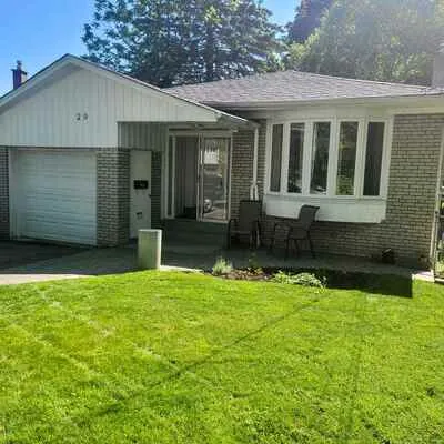 29,&nbsp;Ravenview, West Hill, Toronto