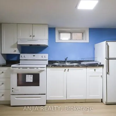 345, Glebemount, East York, Toronto