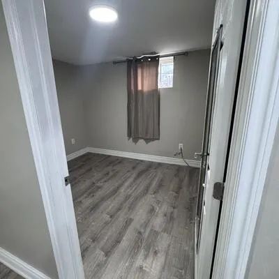 20,&nbsp;Robinson, Oakridge, Toronto