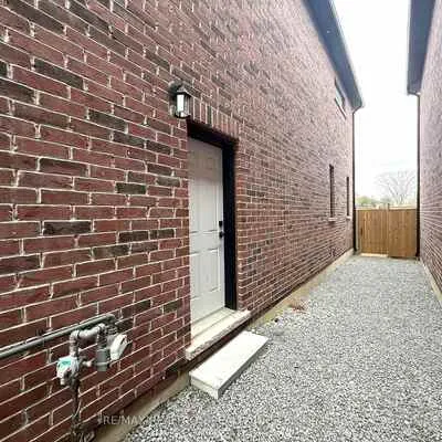 54,&nbsp;Chelliah, Rouge E11, Toronto