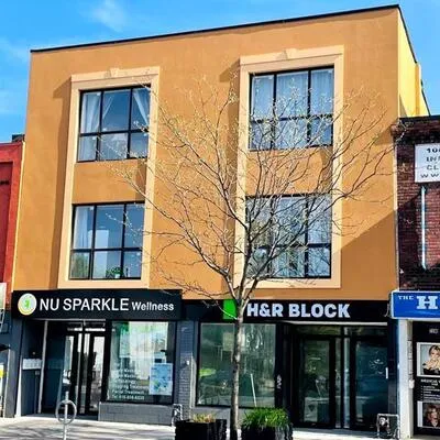 721,&nbsp;Danforth, Danforth, Toronto