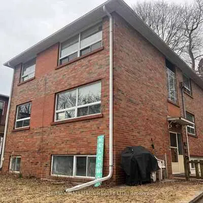 2,&nbsp;Bellhaven, Woodbine Corridor, Toronto