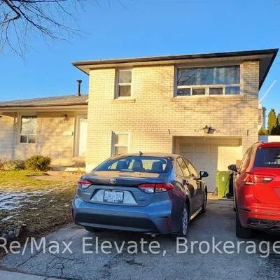 81,&nbsp;Amberjack, Woburn, Toronto