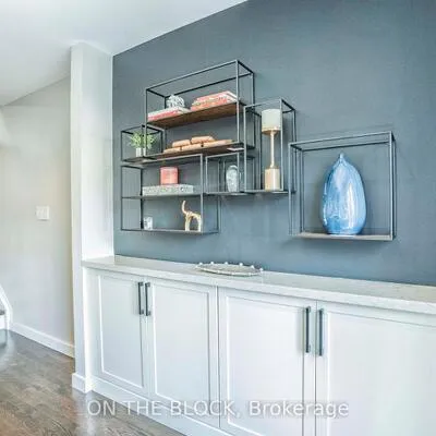 49,&nbsp;Leslie, Greenwood-Coxwell, Toronto