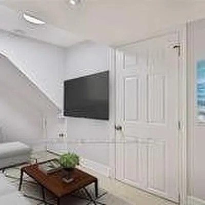 47,&nbsp;South Edgely, Birchcliffe-Cliffside, Toronto