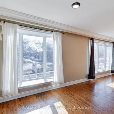 118,&nbsp;Dorcot, Bendale, Toronto
