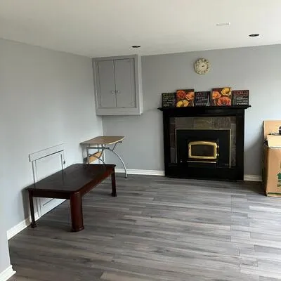 23,&nbsp;Ladysbridge, Morningside, Toronto