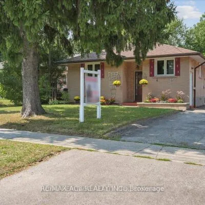 26,&nbsp;Oakridge, Cliffcrest, Toronto