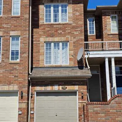 64,&nbsp;Conn Smythe, Scarborough Village, Toronto