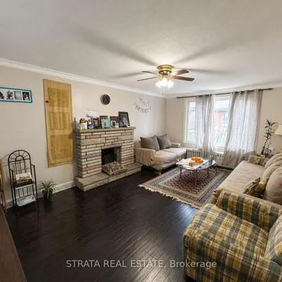 120,&nbsp;Phyllis, Cliffcrest, Toronto