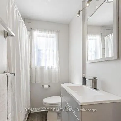 101,&nbsp;Flora, Dorset Park, Toronto