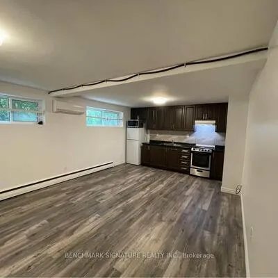 575,&nbsp;Birchmount, Clairlea-Birchmount, Toronto