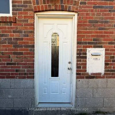 220,&nbsp;Ellington, Wexford-Maryvale, Toronto