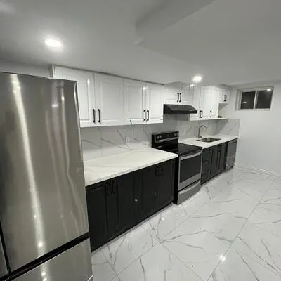 46,&nbsp;Starry, Rouge E11, Toronto