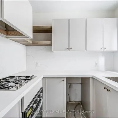 44,&nbsp;Wineva, The Beaches, Toronto