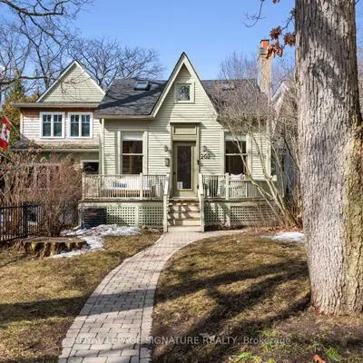 202,&nbsp;Silver Birch, The Beaches, Toronto