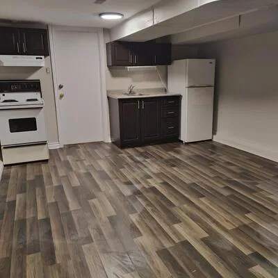 172,&nbsp;Waverley, The Beaches, Toronto