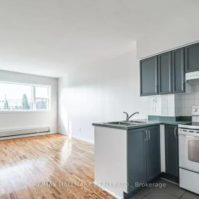 2831,&nbsp;Kingston, Cliffcrest, Toronto