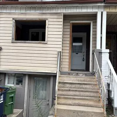 792,&nbsp;Pape, Playter Estates-Danforth, Toronto