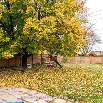 7,&nbsp;Berkham, Woburn, Toronto