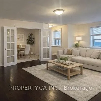 849,&nbsp;Broadview, Danforth, Toronto