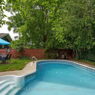 60,&nbsp;Brookridge, Bendale, Toronto