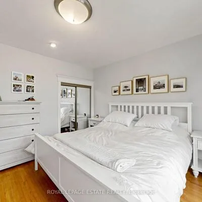 280,&nbsp;Silver Birch, The Beaches, Toronto