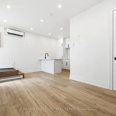 108,&nbsp;Enderby, East End-Danforth, Toronto