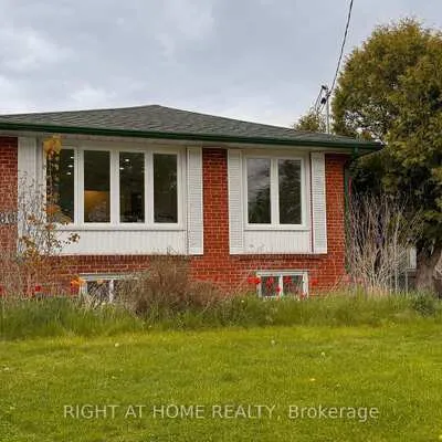 980,&nbsp;Midlan, Eglinton East, Toronto